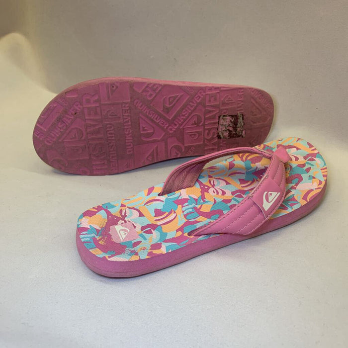 Shoes: Flip Flops