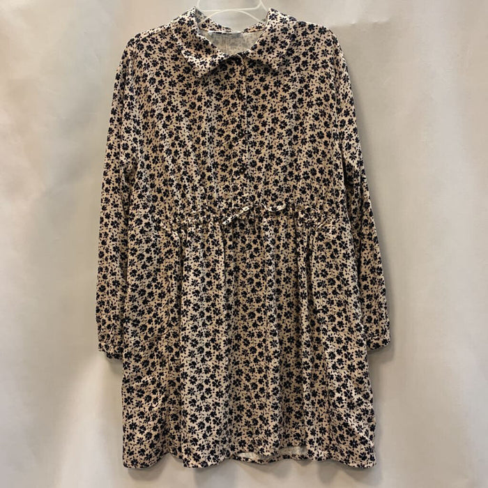 Dress: Flowered Button