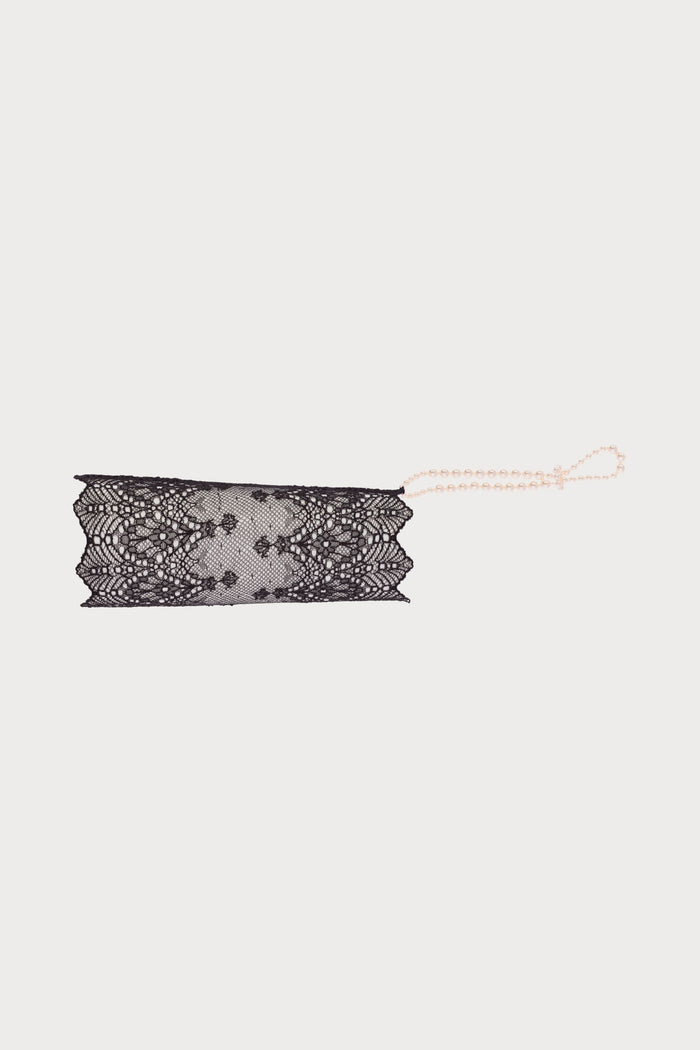 Geneva Pearl Lace Glove