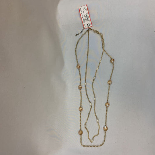Jewelry: Necklace Pearls and Crystals