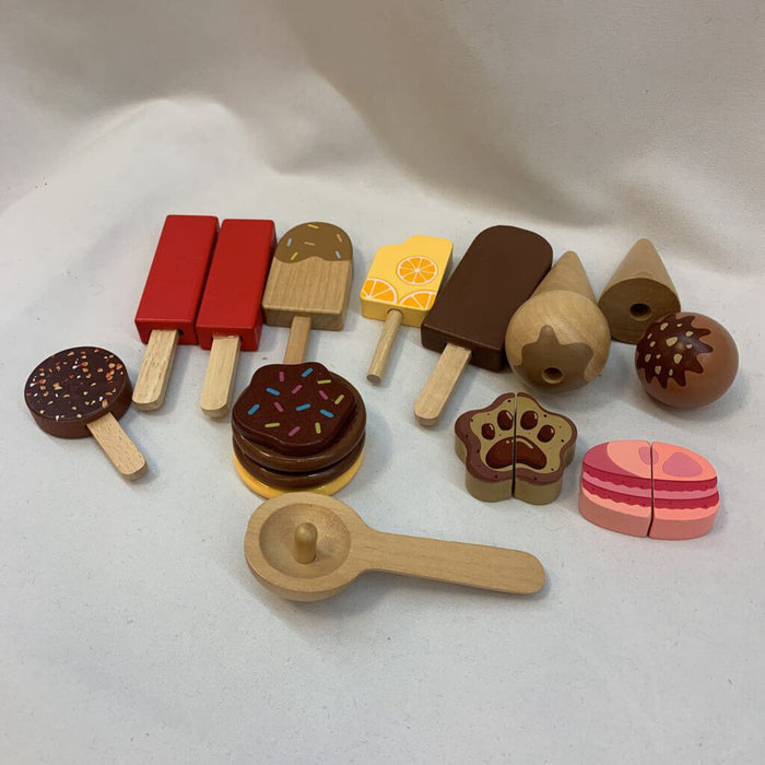 Play Kitchen: Popsicles & Ice Cream