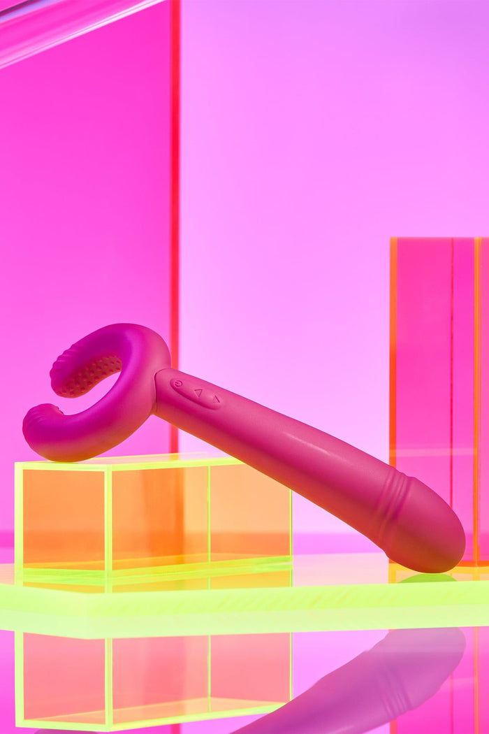 Love to Love Please Me Multi-Use Vibrator Plum Star