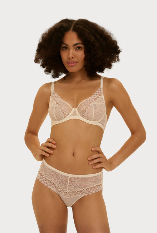 Radieuse Shorty Natural