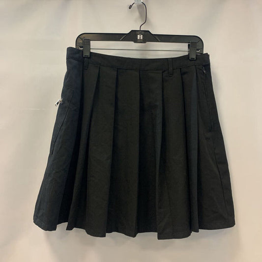 Skirt: Short Pleated Pocket