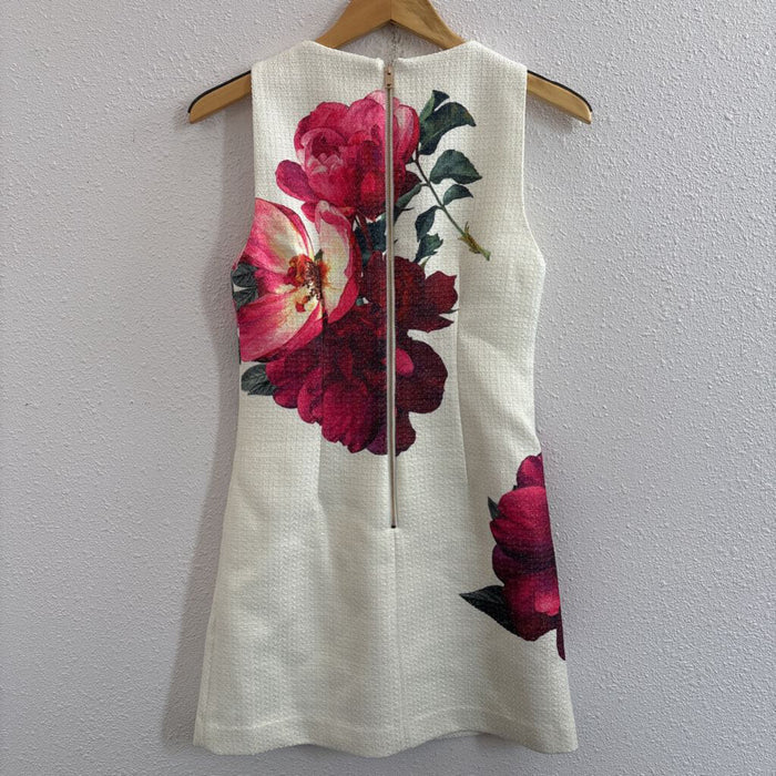 sleeveless