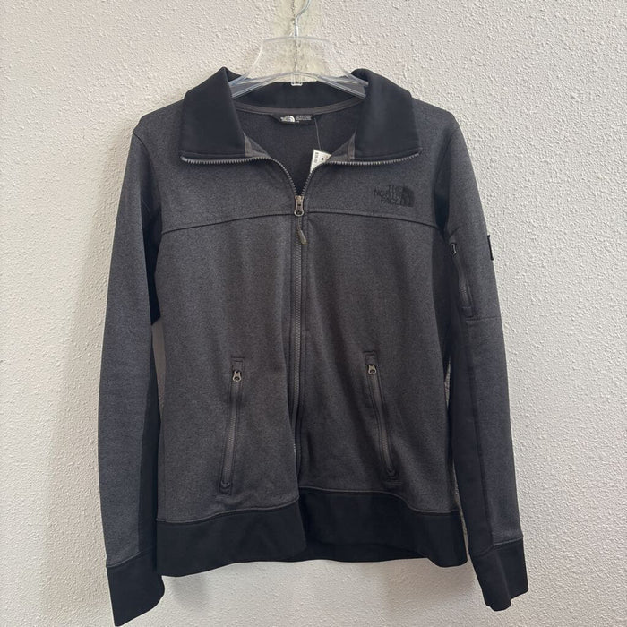 sporty zip