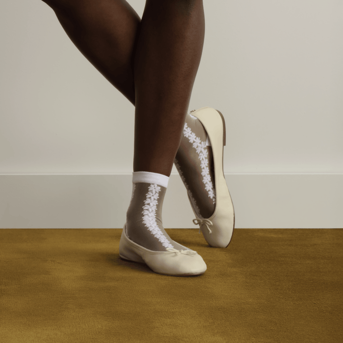 Women’s Sheer Quarter Socks