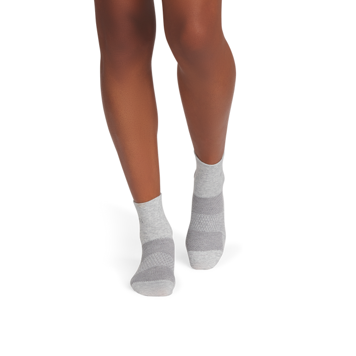 Women's UltraLite Sport Quarter Socks